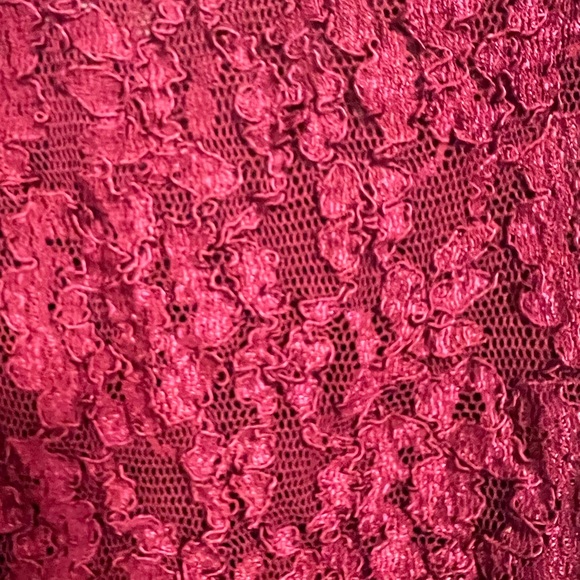 Victoria’s Secret satin chemise,red,size Medium, with stretch lace top - Picture 3 of 7